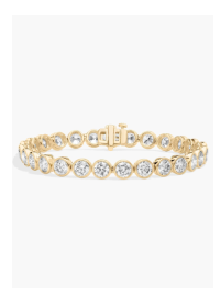 From the Diamond Essentials collection.