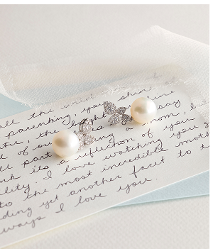 Save up to 30% off* meaningful jewelry for the moms in your life.