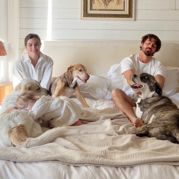 “I love the percale duvet set because it creates the ultimate 5 star hotel vibe! If you need me, I'll be conducting evening business from my bed!” —@kelseybarberio SHOP NOW