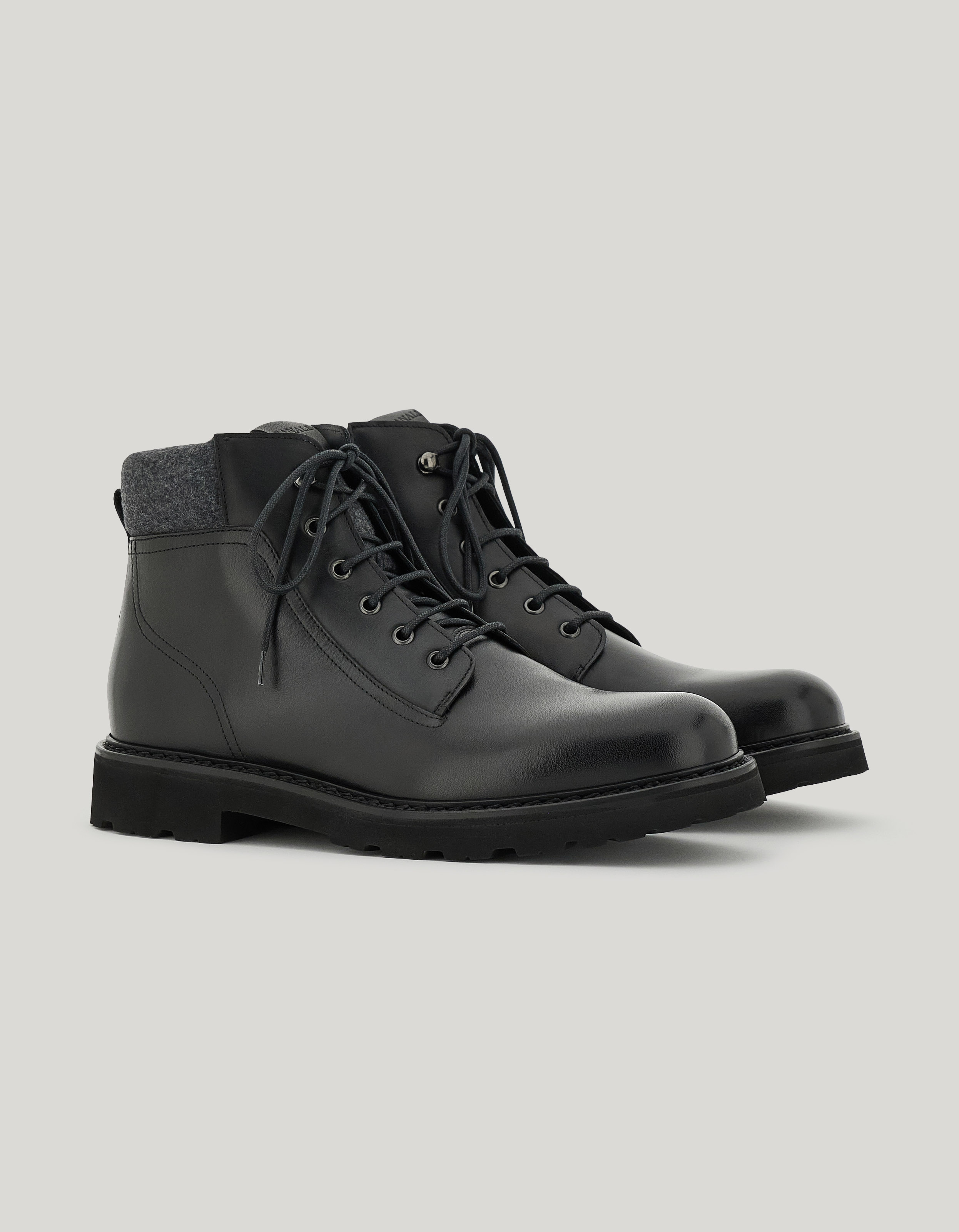 Men's black calfskin ankle boot_651235-RC01280-110