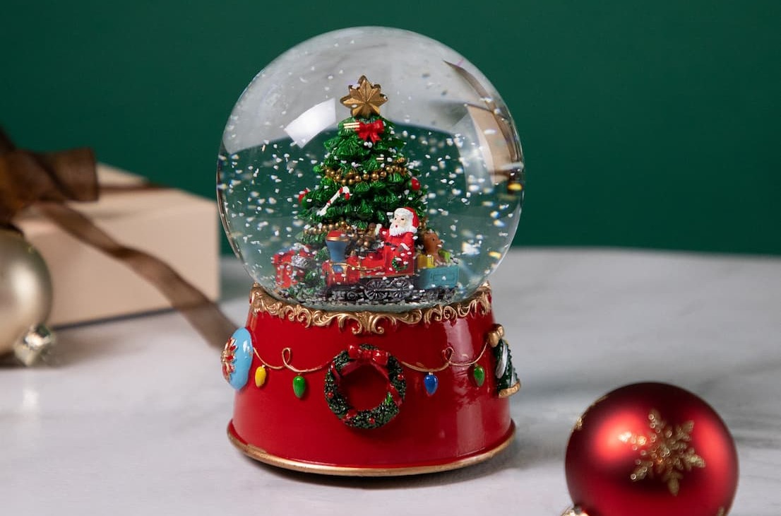 On Sale Snow Globes