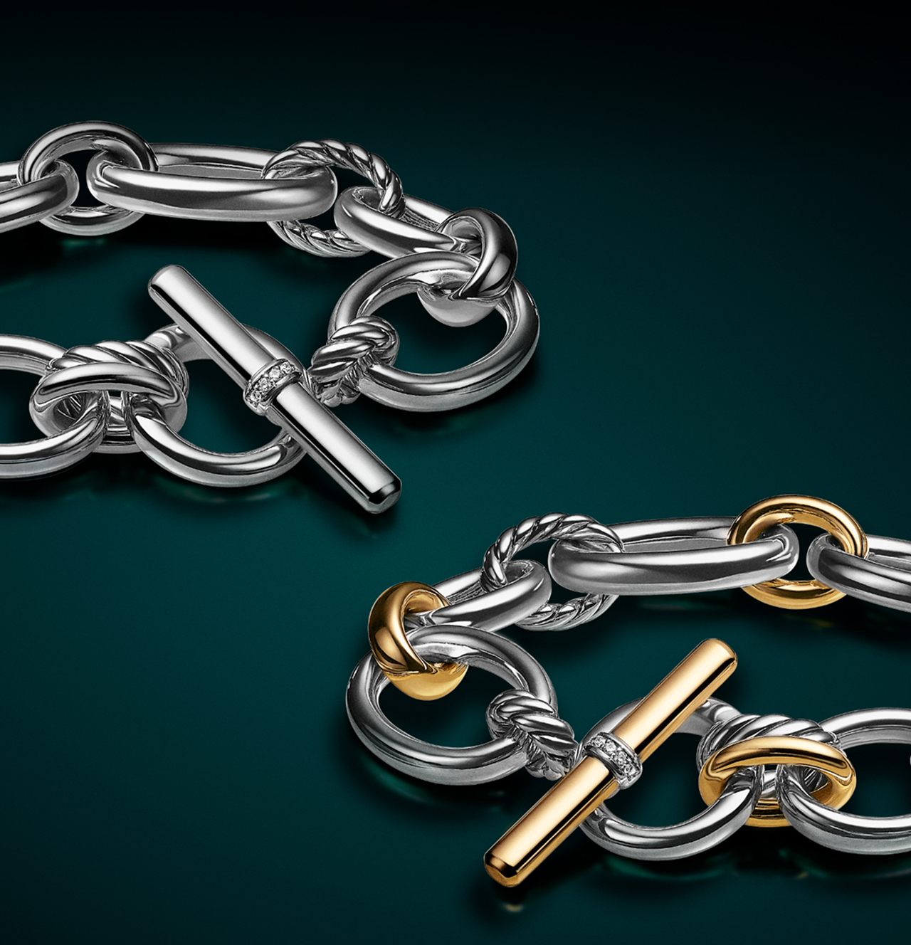Linked Luxury. DY Mercer links pay homage to David Yurman's earliest jewelry designs with signature oval links -- sculpted in precious metal and hand-assembled in textural rhythm. Shop DY Mercer.