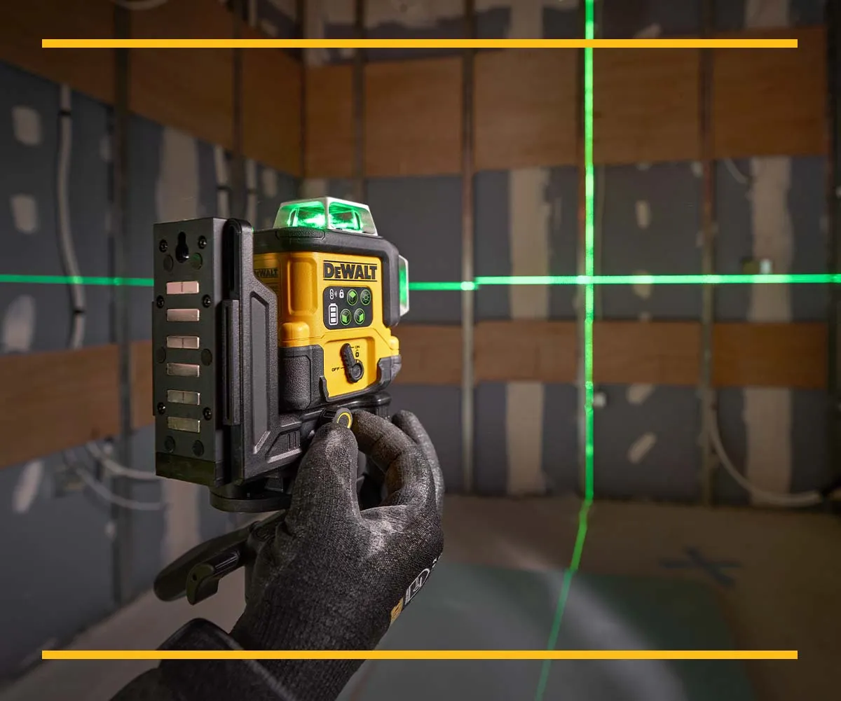 DEWALT® USB Rechargeable Green 3X360° Line Laser