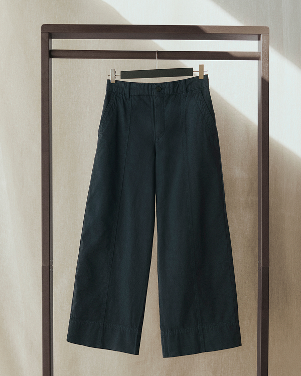 Image | Seamed Wide-Leg Pant | Navy