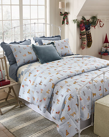 Essential Holiday Lightweight Comforter or Throw