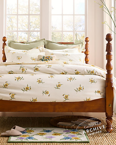 Signature Pansy Flannel Duvet Cover