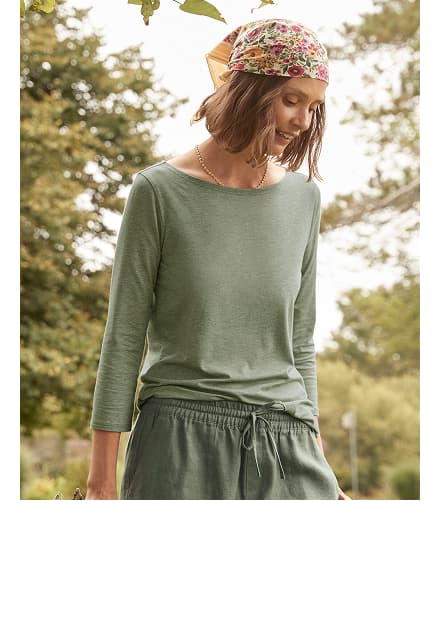 Essential Three-Quarter-Sleeve Boatneck Tee