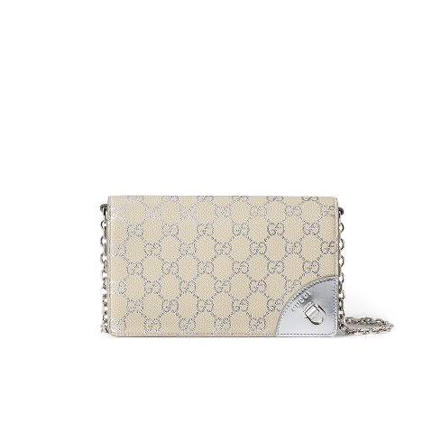 Accessory Discover more on the Gucci website 