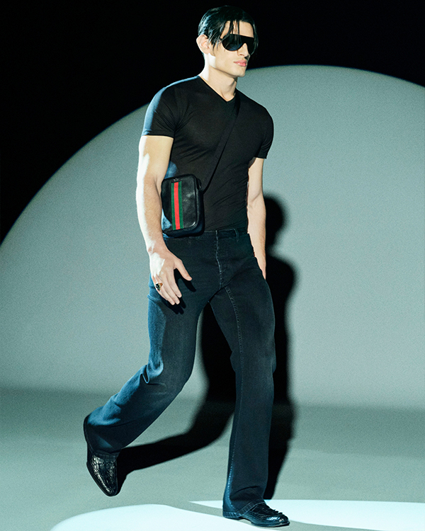 Clothing item Discover more on the Gucci website 