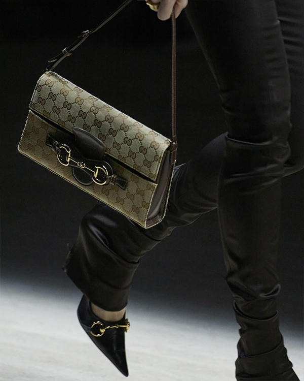 Bag Discover more on the Gucci website 