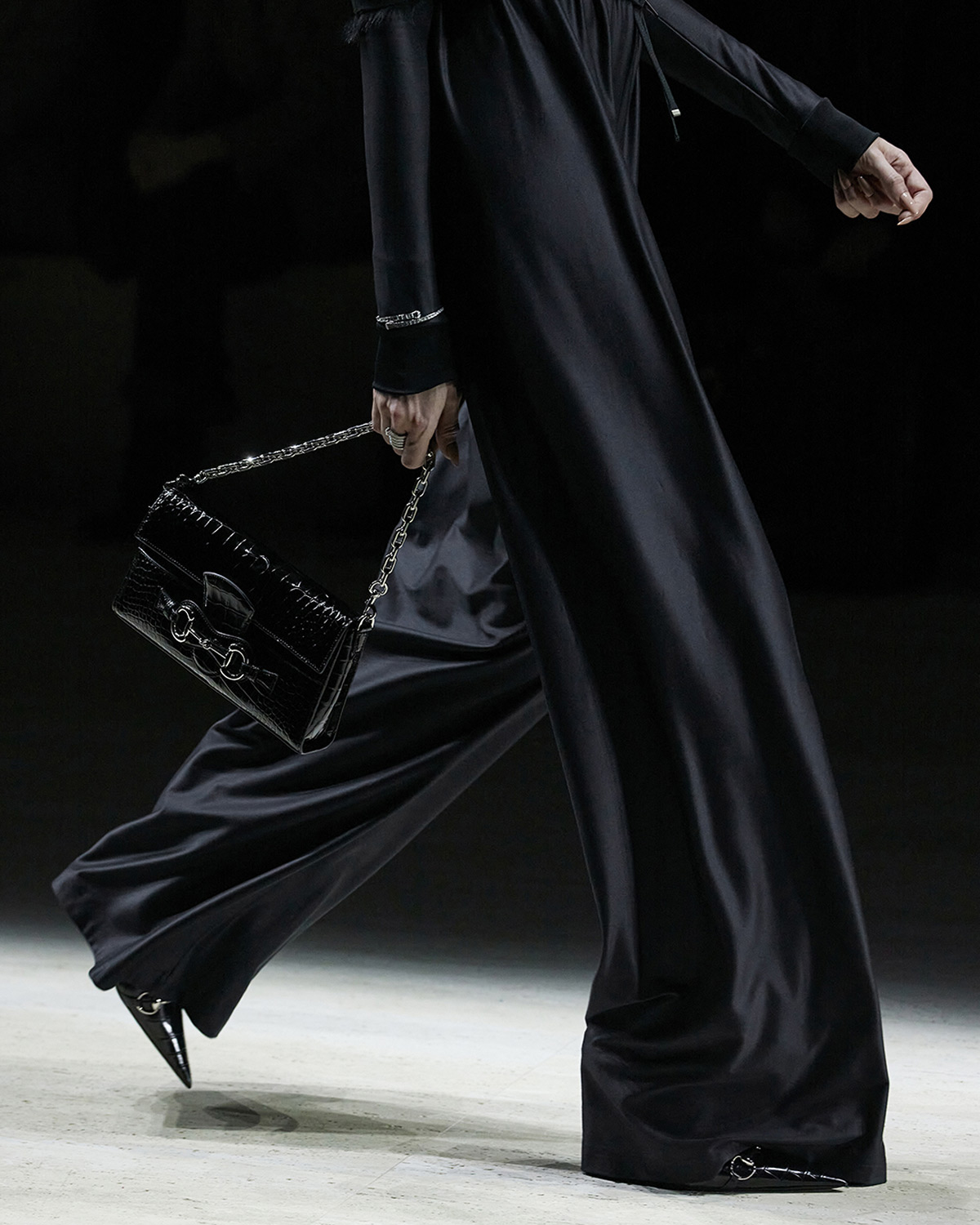 Bag Discover more on the Gucci website 