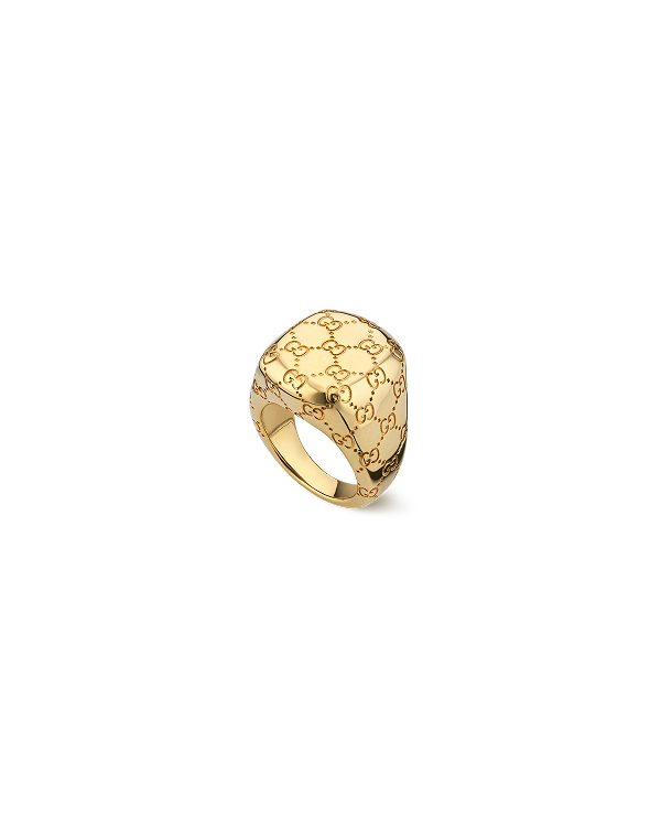  Discover more on the Gucci website 