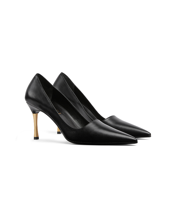 Shoe(s) Discover more on the Gucci website 