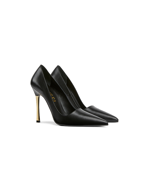 Shoe(s) Discover more on the Gucci website 