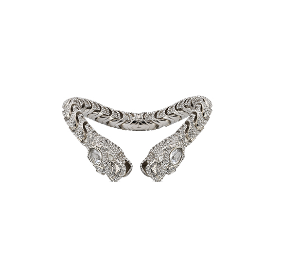  Discover more on the Gucci website 