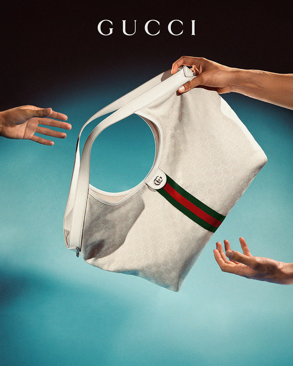 Bag Discover more on the Gucci website 