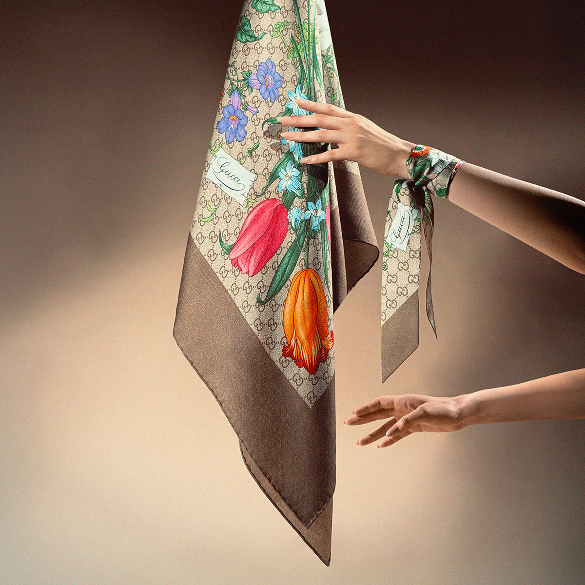 Accessory Discover more on the Gucci website 