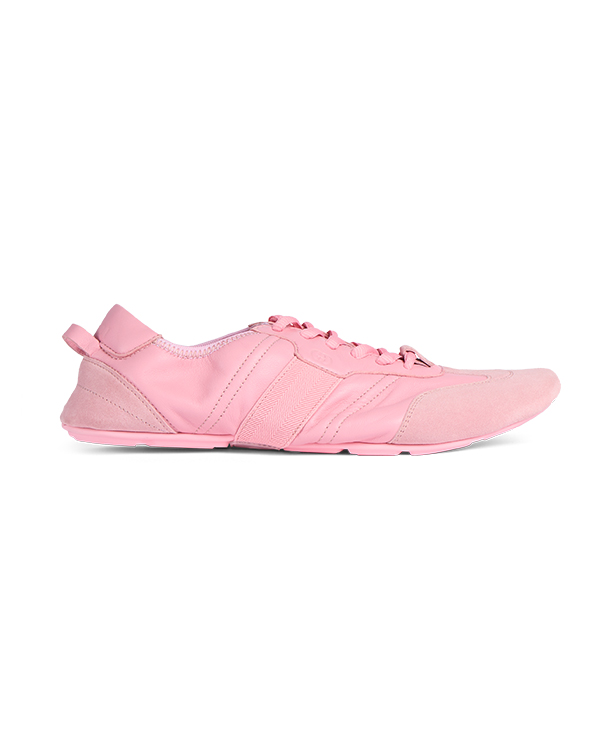 Shoe(s) Discover more on the Gucci website 