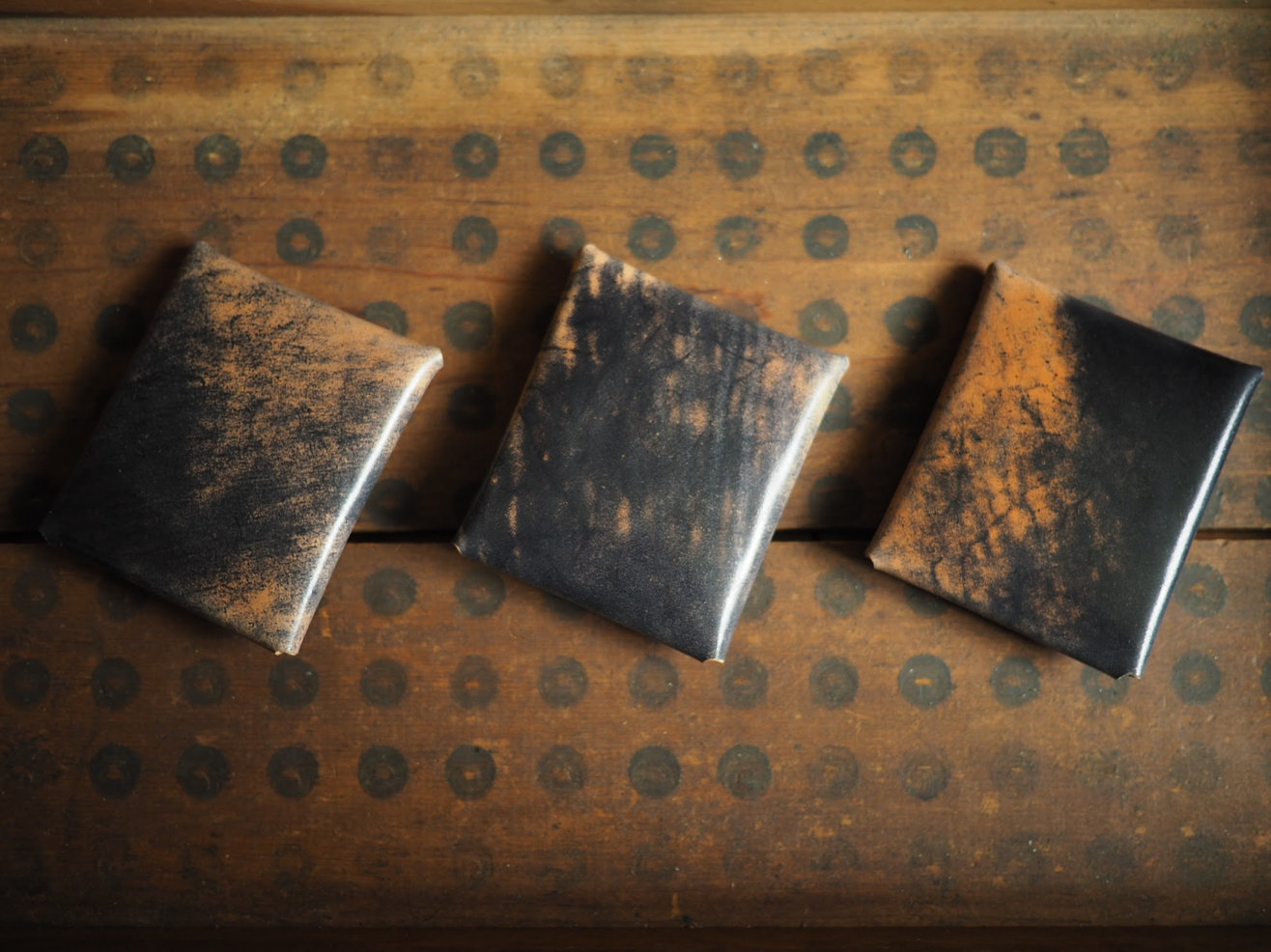 https://www.hollowsleather.com/product-page/frank-little