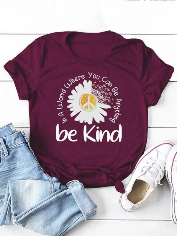 Image of Women's Be Kind Daisy Floral Cotton Blends Casual T-shirt