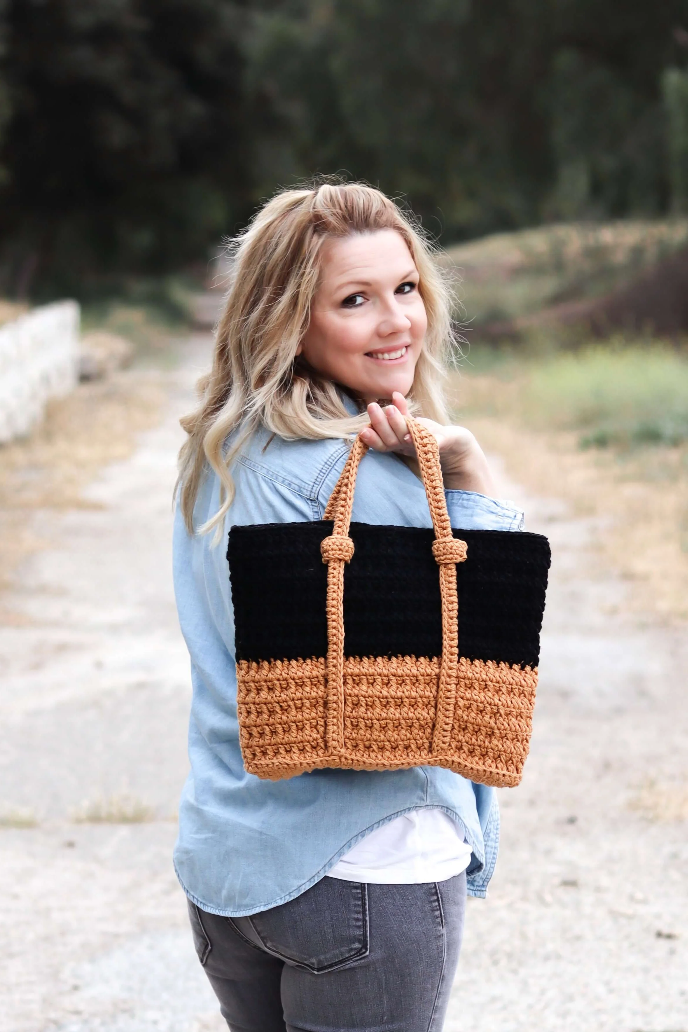 Image of Crochet Kit - Baker Street Bag