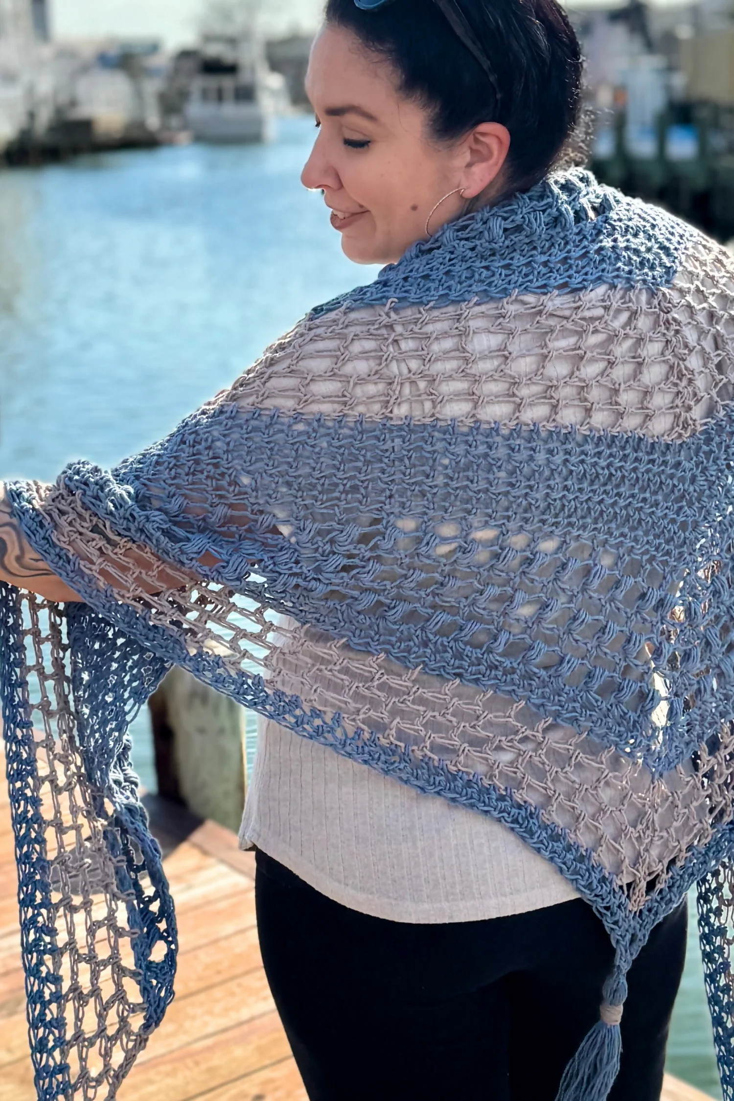 Image of Bayshore Shawl (Crochet)