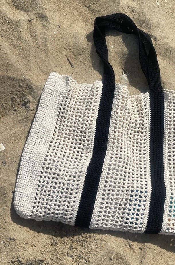 Image of Crochet Kit - Infinity Beach Tote
