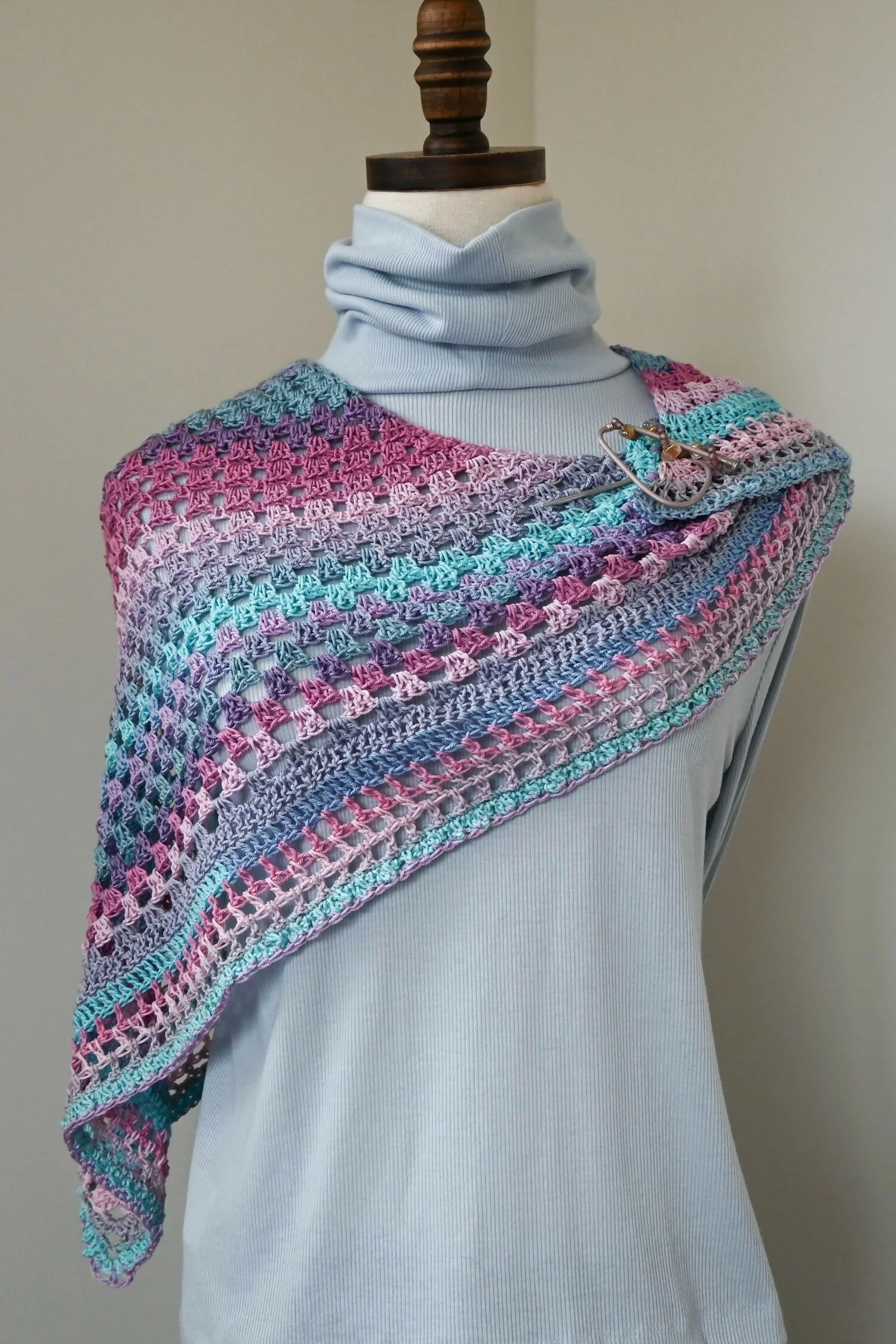 Image of Gift to Myself Crescent Shawlette (Crochet)