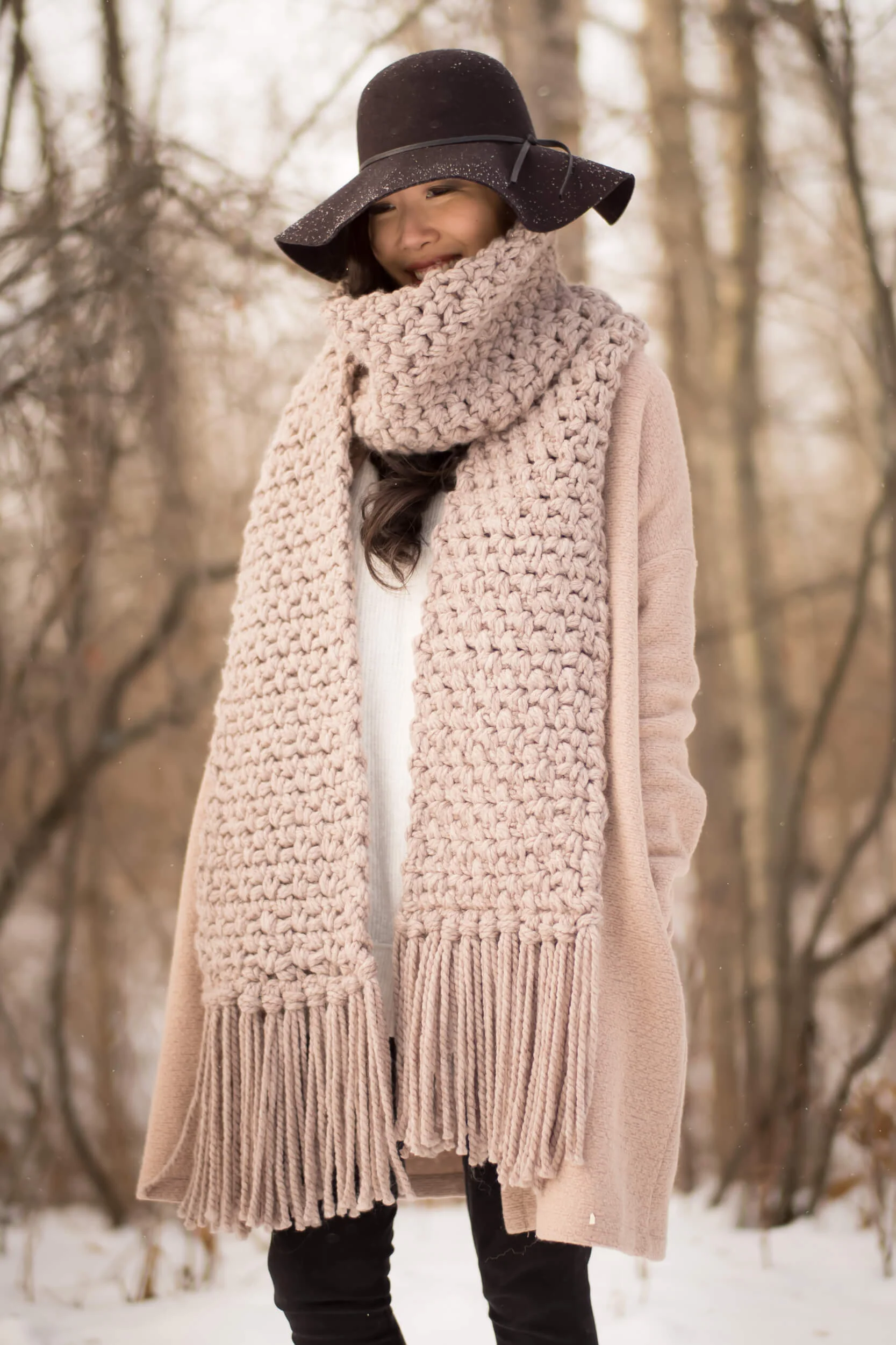 Image of Crochet Kit - Moss Fringe Scarf
