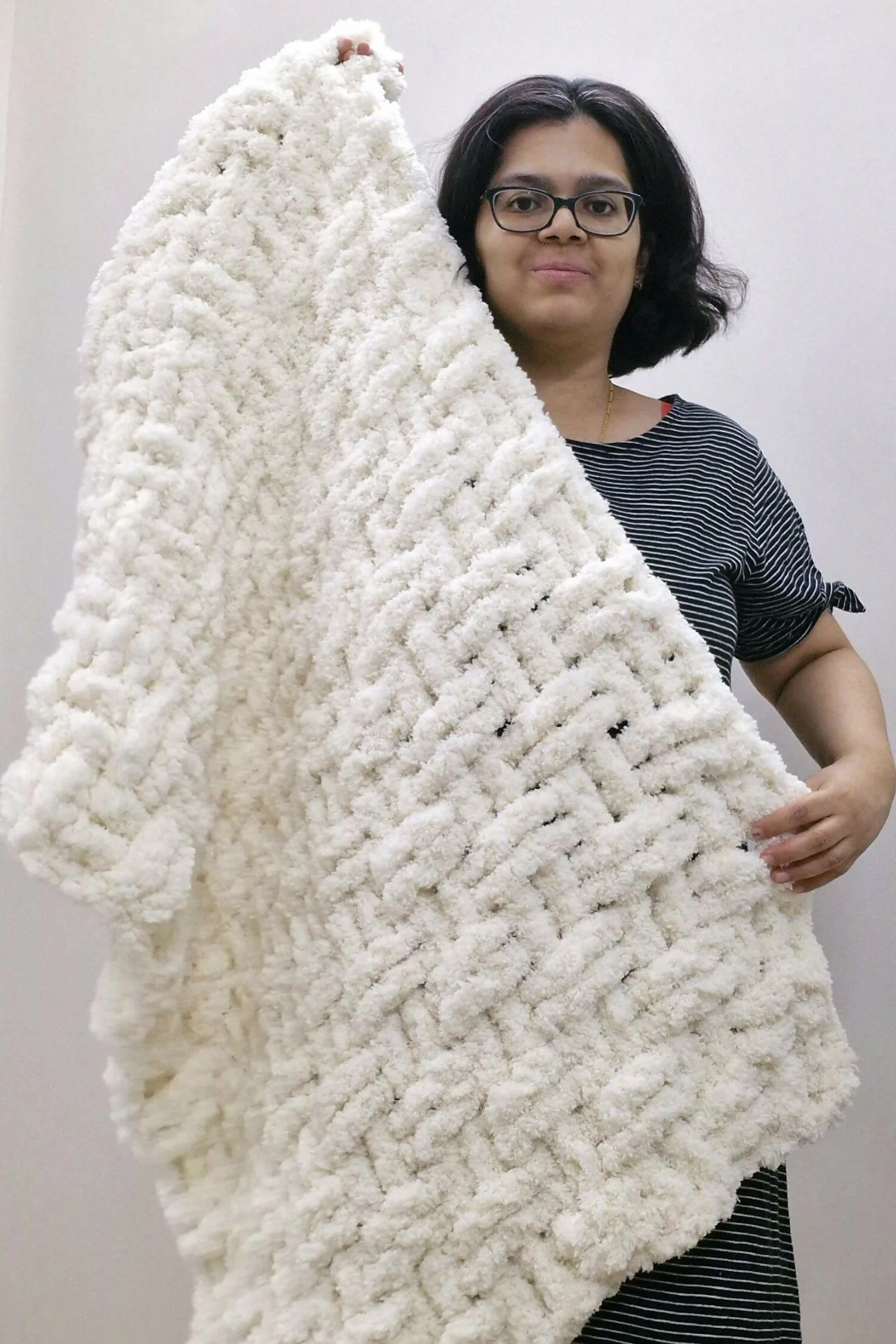 Image of Marshmallow Hug Blanket (Crochet)