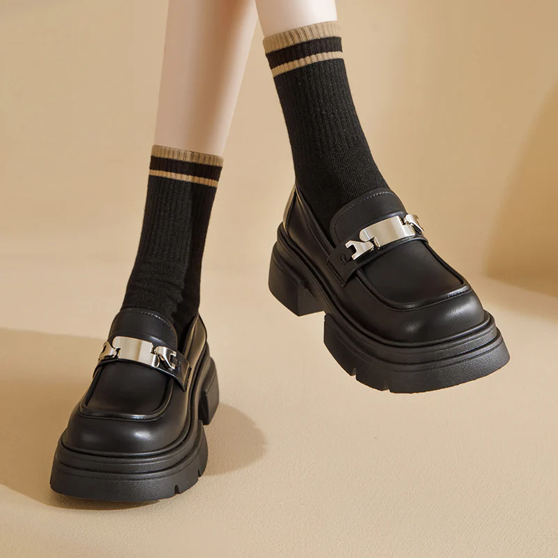 Image of Agsdon Metal Buckle Loafers