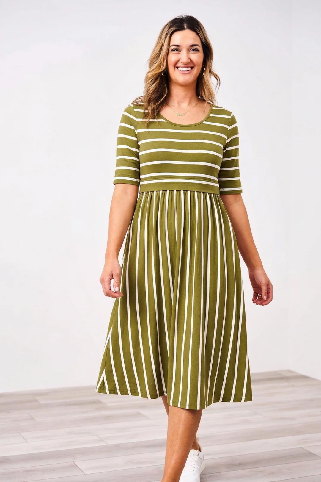 Latched Mama Classic Cotton Nursing Dress - Medium / Garden Path