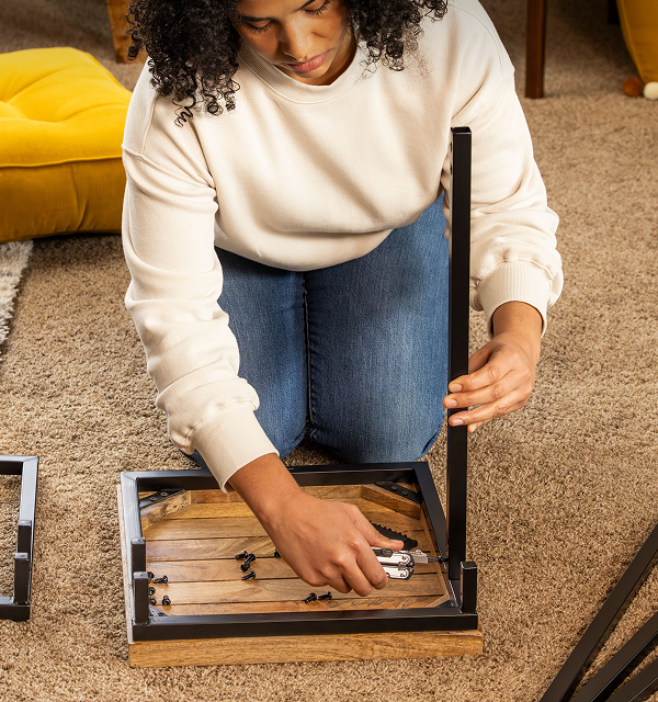 Your DIY essentials — all in one pocket. 