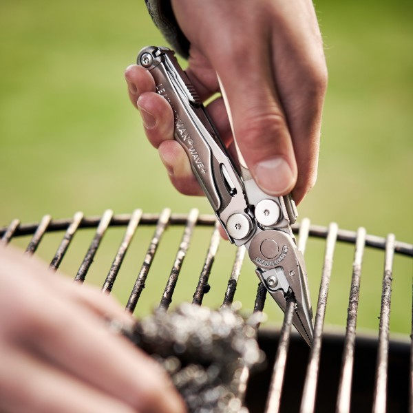 THE FIX-IT FAVORITE