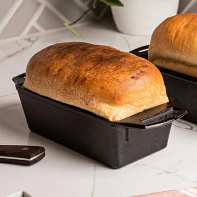 Cast iron loaf pan