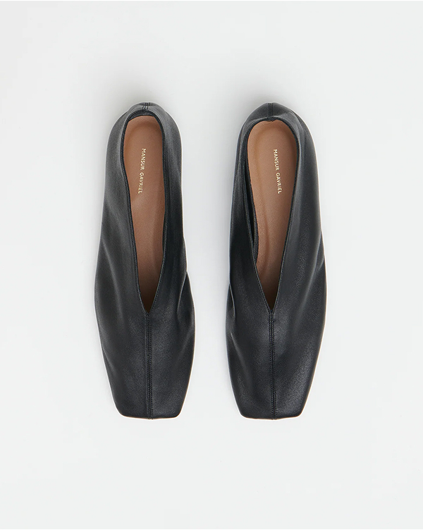 Square Soft V in Black