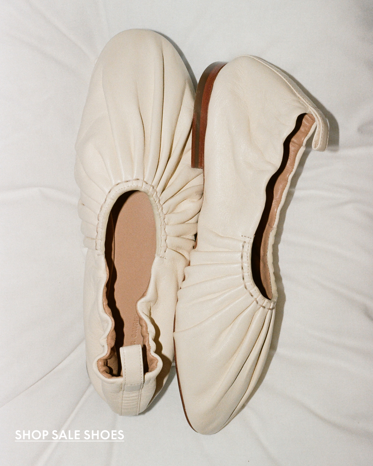 Shop sale shoes.