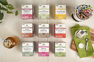 Group of "Give a Tea" Teas with straws and iced tea