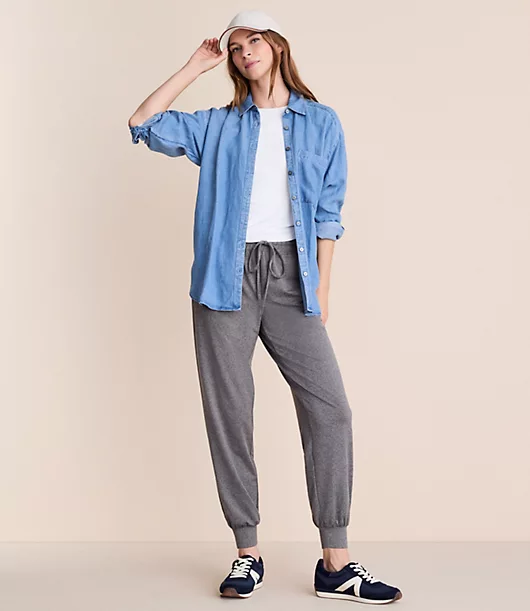 Lou & Grey Heathered Brushedsoft Joggers