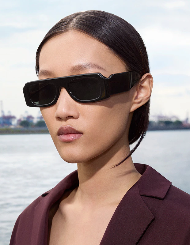 Oliver Peoples