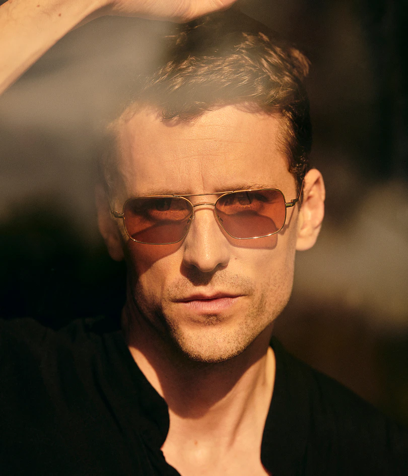 Oliver Peoples