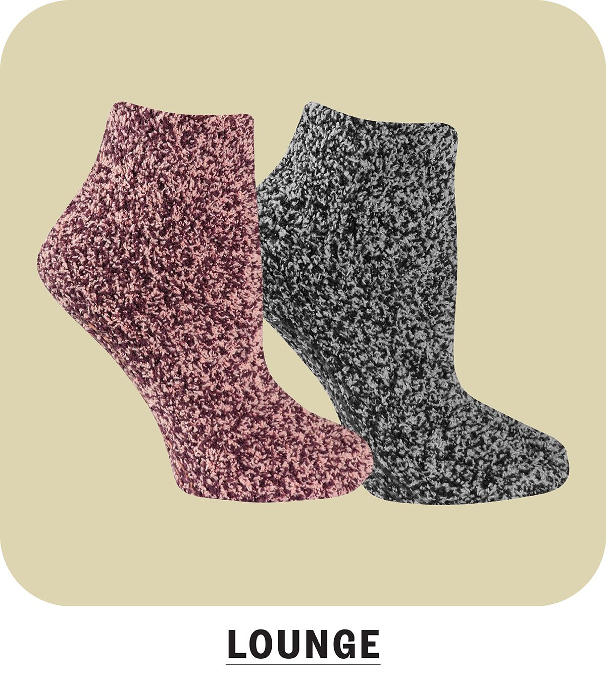 Lounge socks and slippers