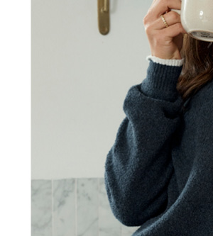 Brittany Hockley x Lorna Jane
