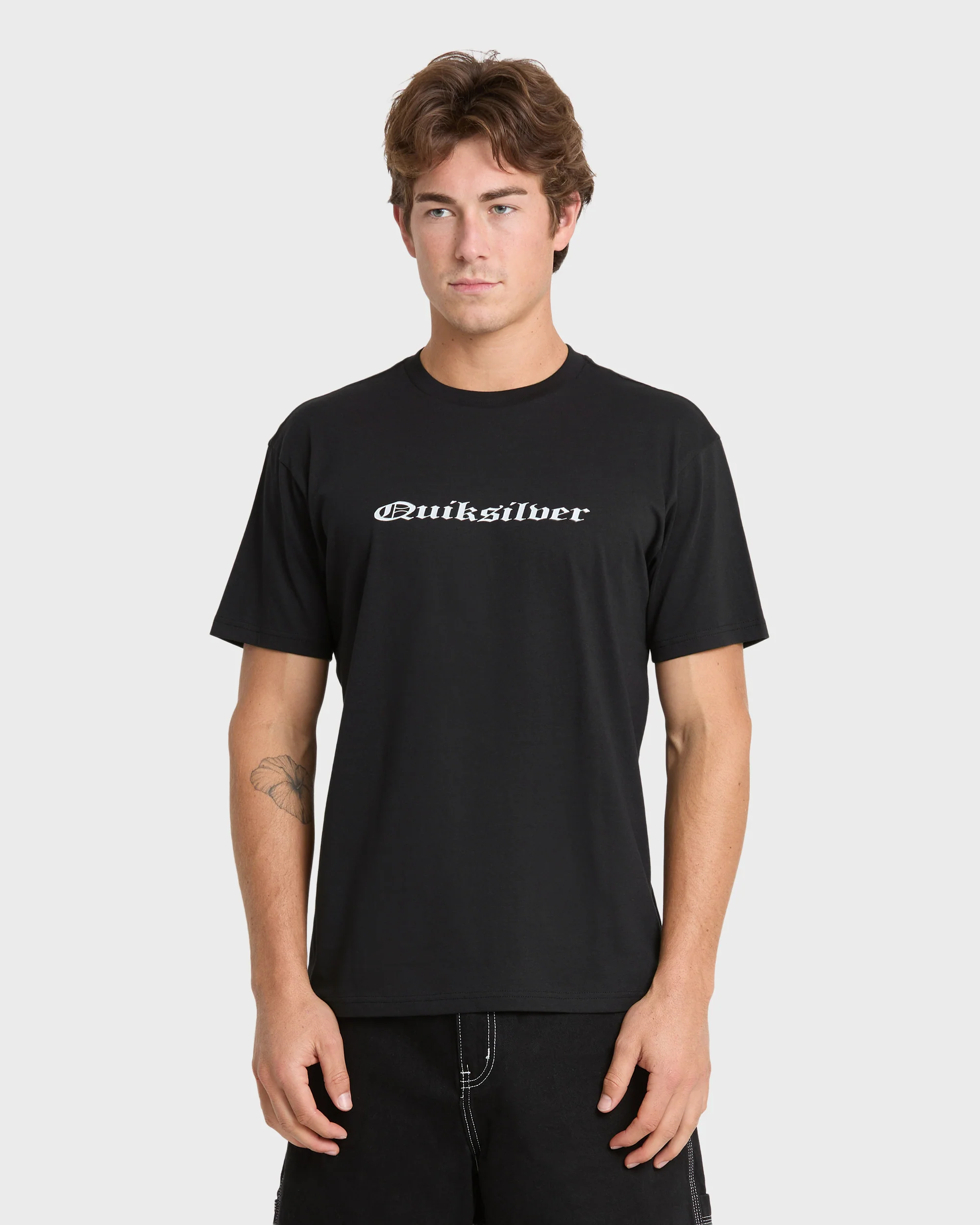 Image of Chrome English Short Sleeve Knit T-Shirt - Black