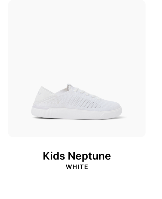The Neptune is a summer favorite for the whole family. Loved by parents and kids alike, it’s easy, comfy, and travel-ready.