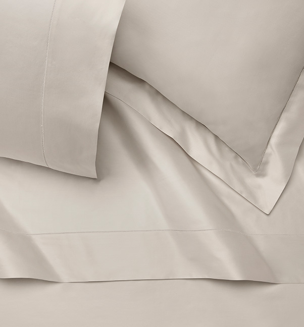 SHOP BEDDING