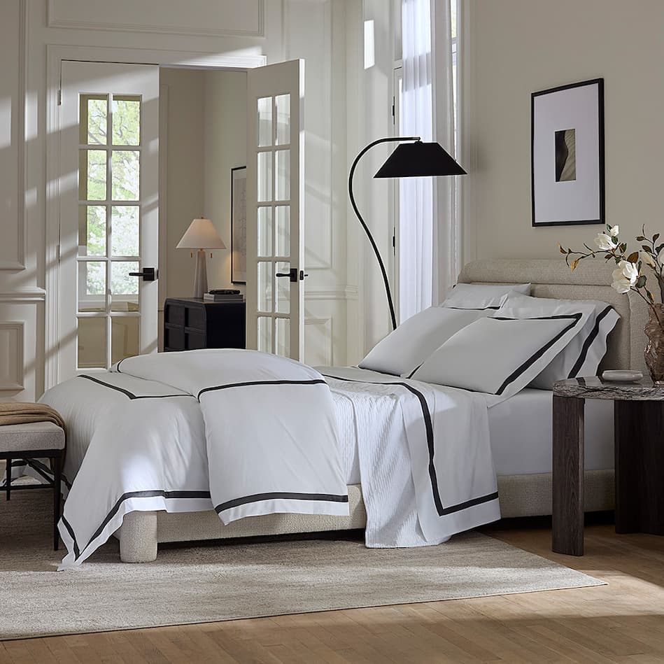 Estate Collection Bed