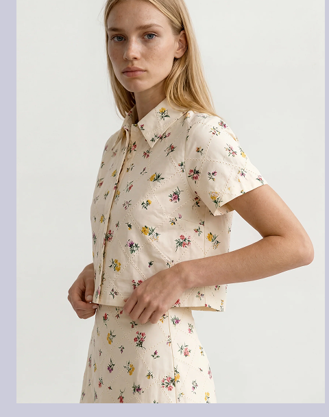 LIZ Wildflower Embroidered Cropped Shirt