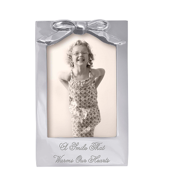 Engraved Mariposa 4x6 Bow Frame