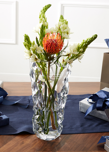 Etched Nachtmann Sculpture Vase